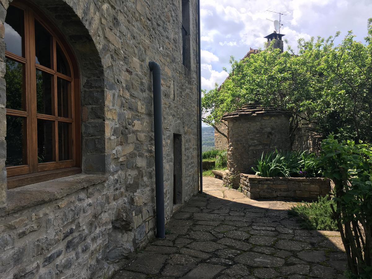 La Abadia Pensionat Coscojuela de Sobrarbe Eksteriør billede