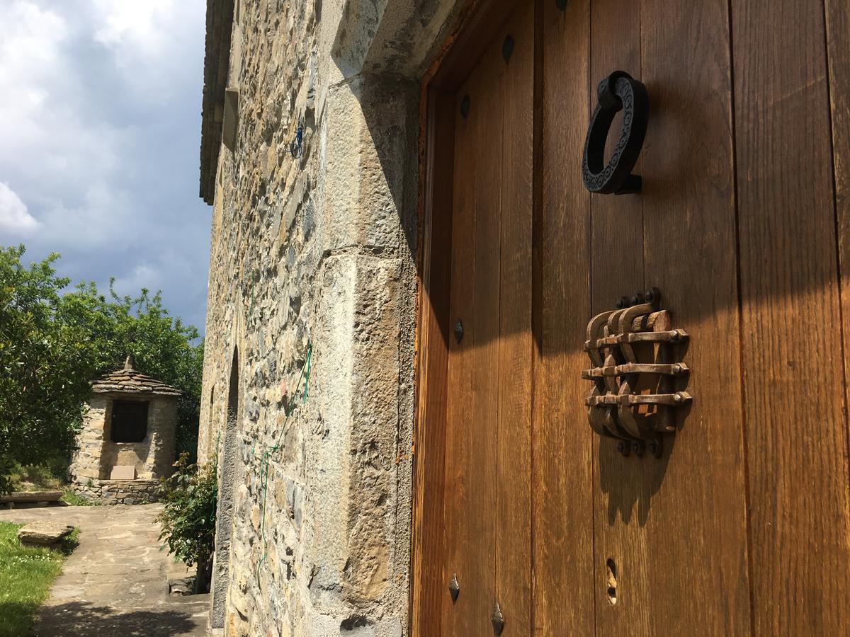 La Abadia Pensionat Coscojuela de Sobrarbe Eksteriør billede